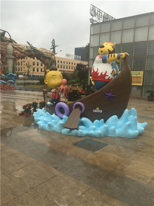 玻璃鋼景觀(guān)雕塑的空間和形式要素！